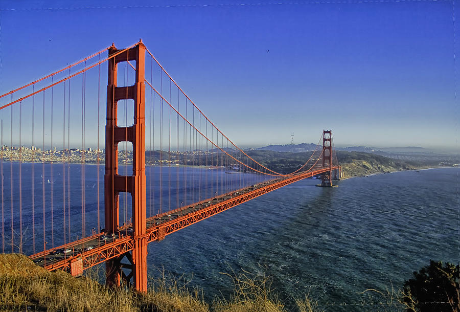 Golden Gate Bridge Photograph by Tom Singleton