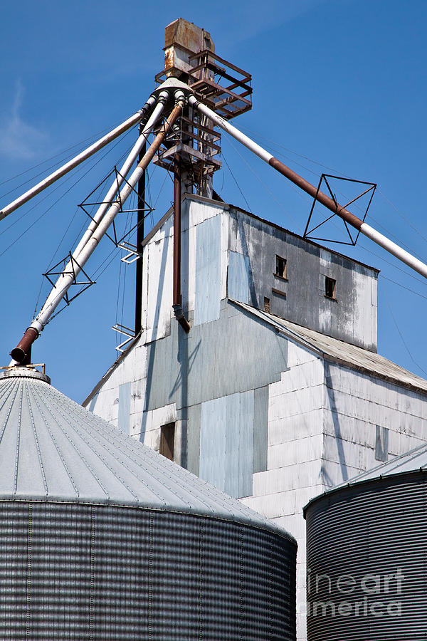 Grain Elevator Photograph by Lawrence Burry