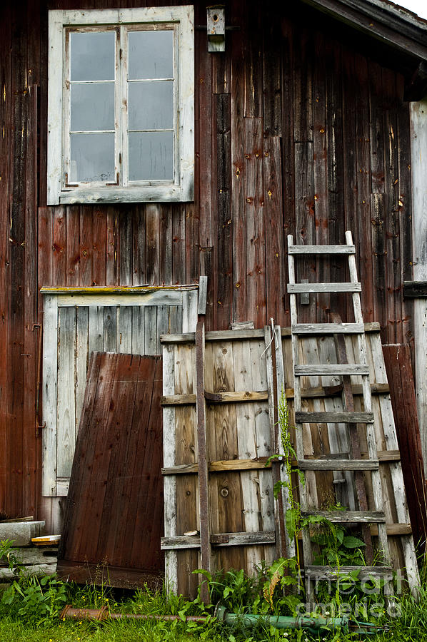 Great Old Swedish barn Photograph by Micah May