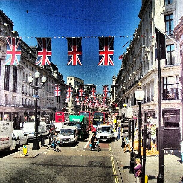 London Photograph - #greatbritin #jubile #britin #england by Abdelrahman Alawwad