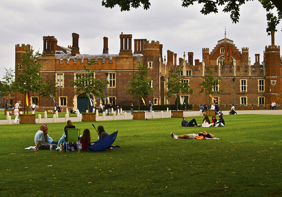 London Photograph - Hampton Court Relaxing by Radoslav Rundic