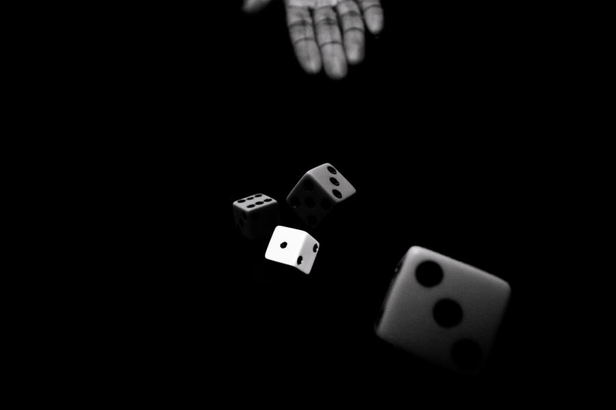 theme powerpoint photograph download Pair In Dice Of Throwing Black White Hand A And Photograph