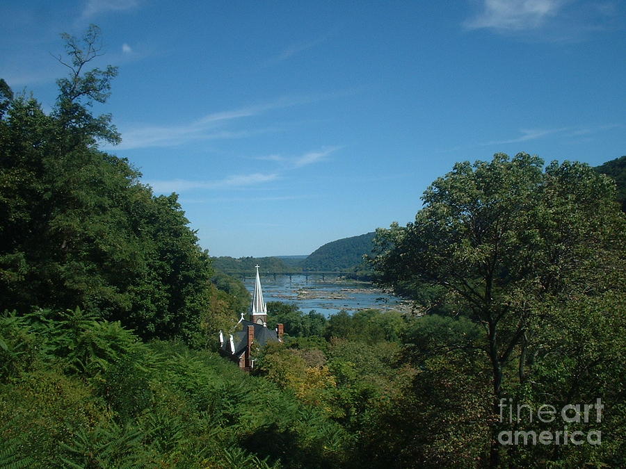 Landscape Painting - Harpers Ferry Long View by Mark Robbins