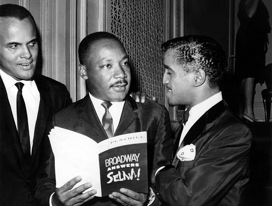 Harry Belafonte, Dr. Martin Luther King Photograph by Everett - Fine ...