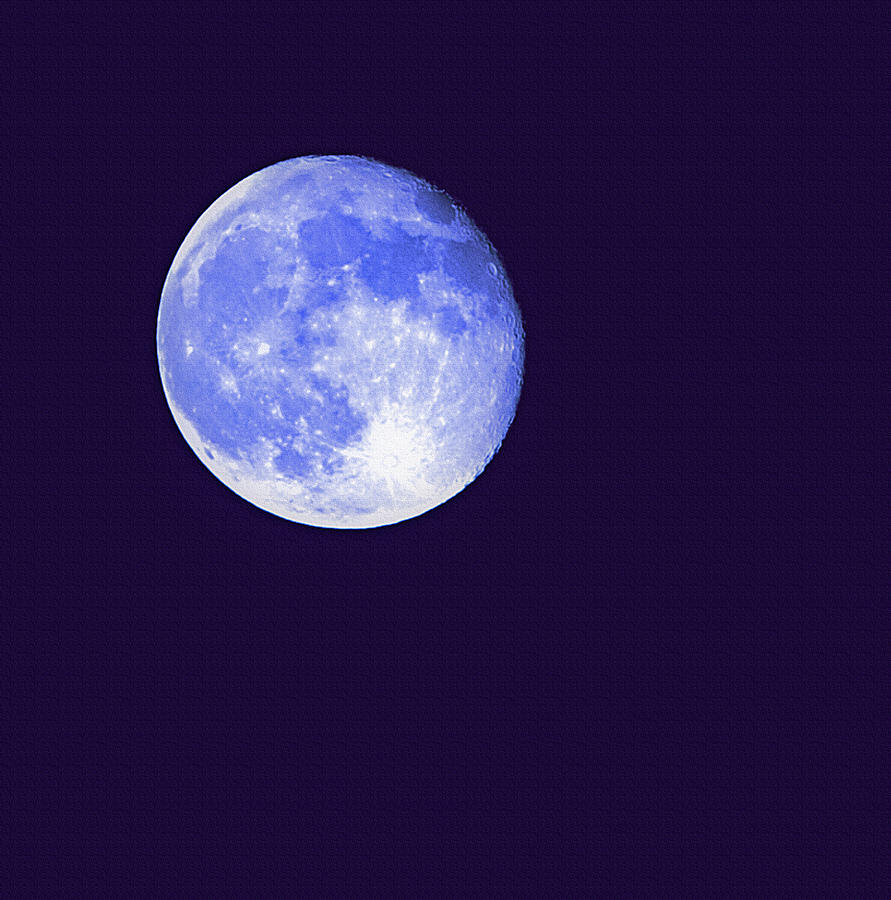 Есть синяя луна. Синяя Луна. Луна в синем цвете. Большая голубая Луна. Голубое полнолуние.