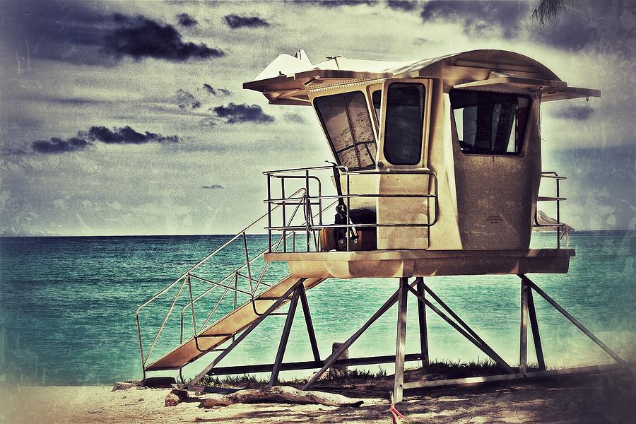 Hawaii Life Guard Tower 1 Photograph by Jim Albritton