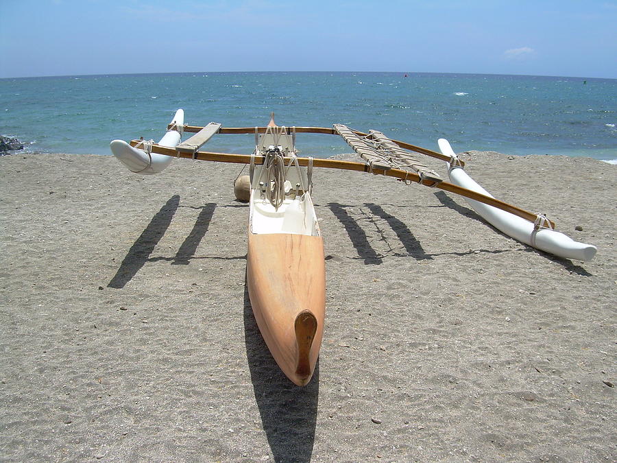 Hawaii Outrigger Canoe Photograph by Lisa Randlette