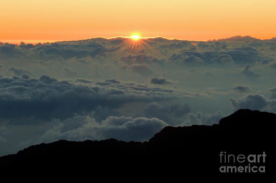 Hawaiian Sunrise Photograph by Bob Christopher