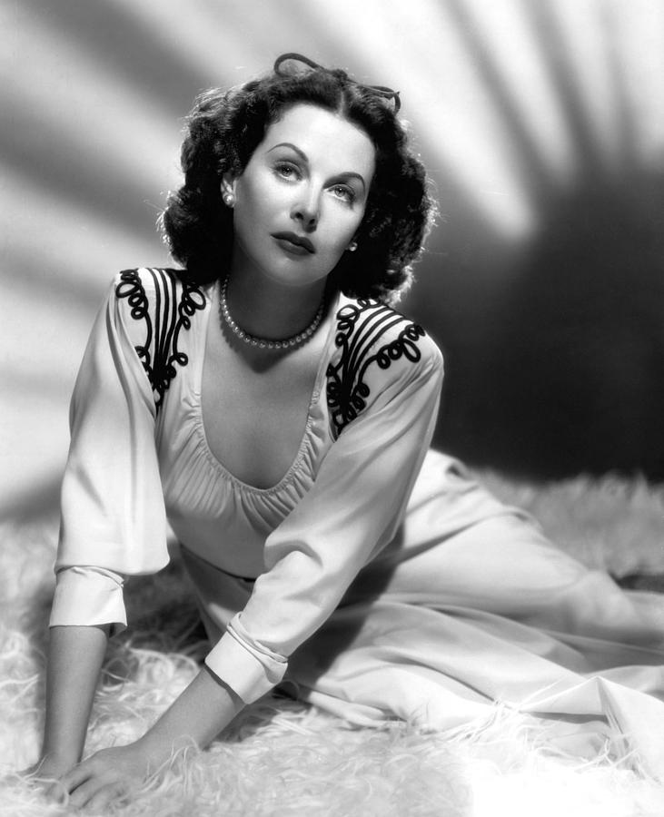 Hedy Lamarr, 1947 Photograph by Everett - Pixels