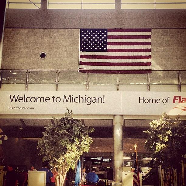 Hello Michigan! Photograph by Matheo Montes