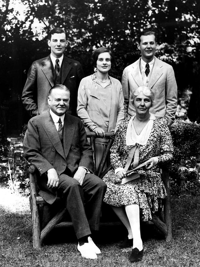 Herbert Hoover With His Wife And Family Photograph by Everett | Pixels