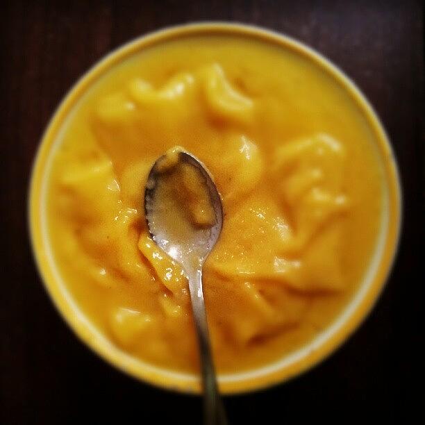 Mango Photograph - Here Comes The Spoon
#mango #sorbet by Yair Gat