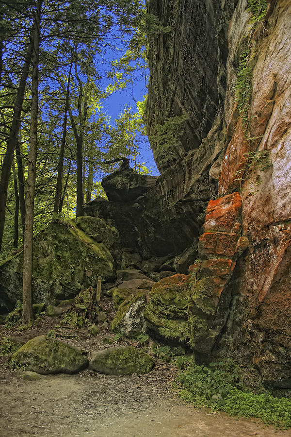 High Rock Wall Photograph by Richard Gregurich