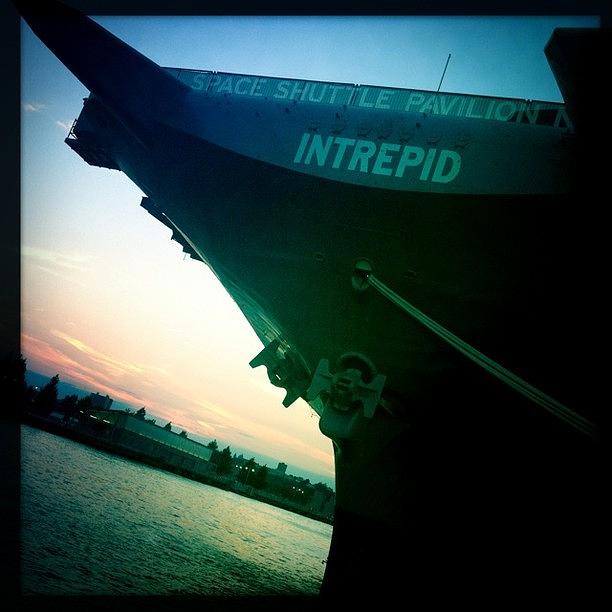 Sunset Photograph - Hipstasunset #intrepid #sunset by Hector Lopez ✨