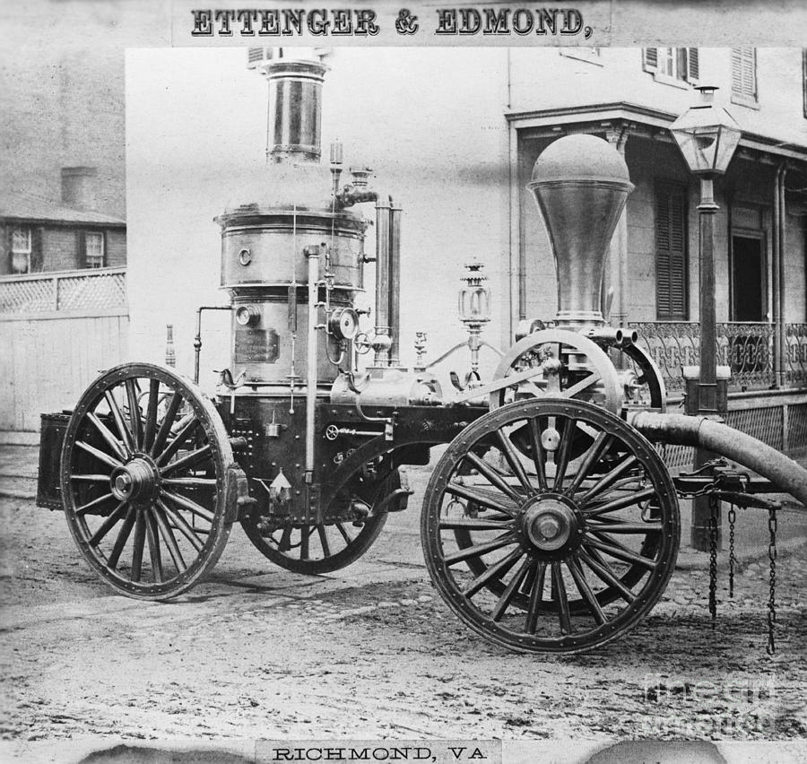 Historic Fire Engine Photograph by Omikron