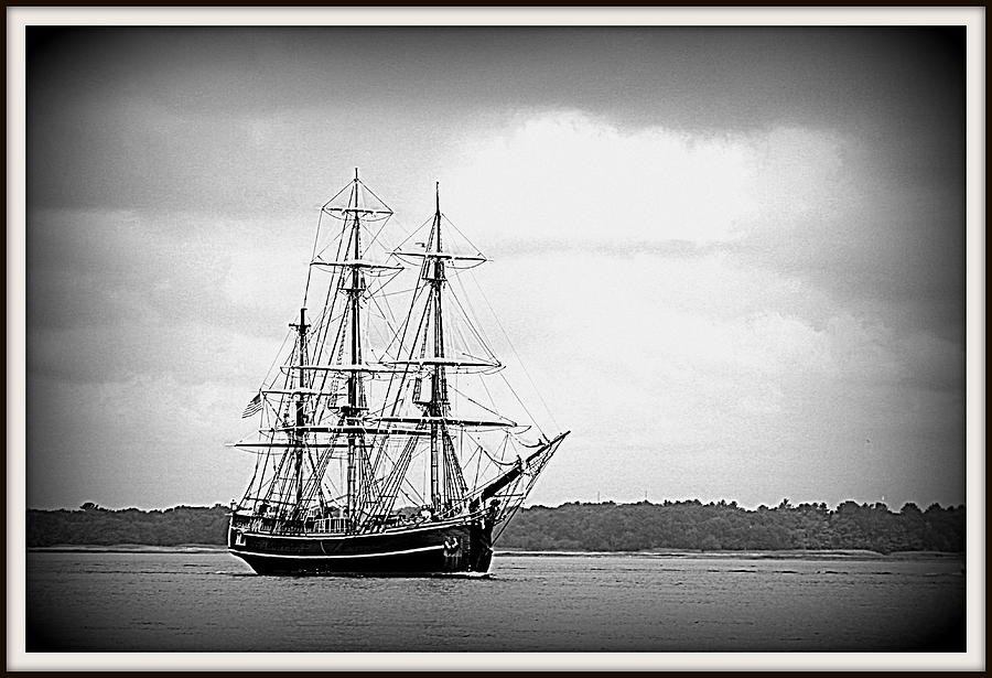 HMS Bounty on the Move Photograph by Suzanne DeGeorge