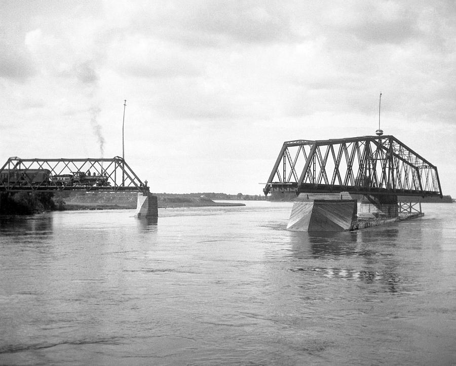 Swing Bridge Photograph - Hojack Swing Bridge by Rob Gates Swing Bridge Photograph - Hojack Swing Bridge by Rob Gates