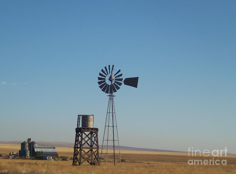 Horse Heaven Hills Windmill Photograph by Charles Robinson