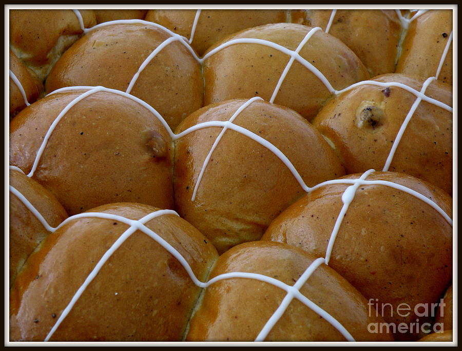 Hot Cross Buns Photograph by Lainie Wrightson