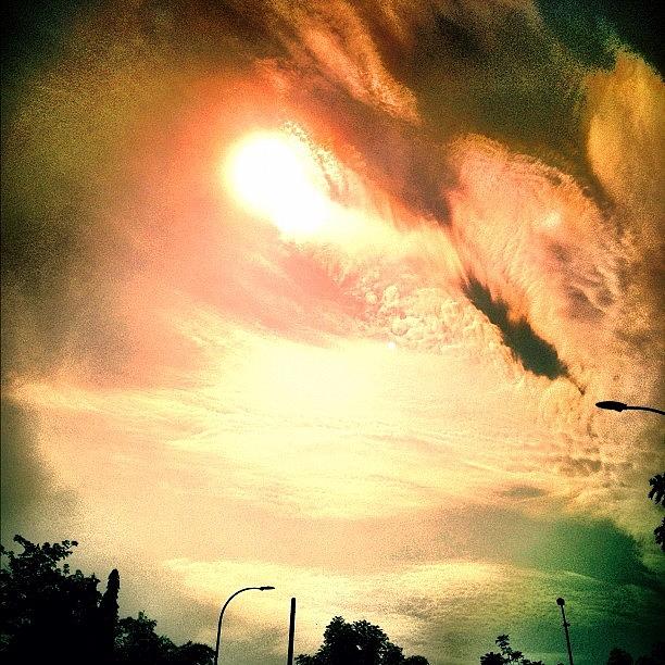 Sunset Photograph - Hot Sun Through My Shades by Beatrice Looi