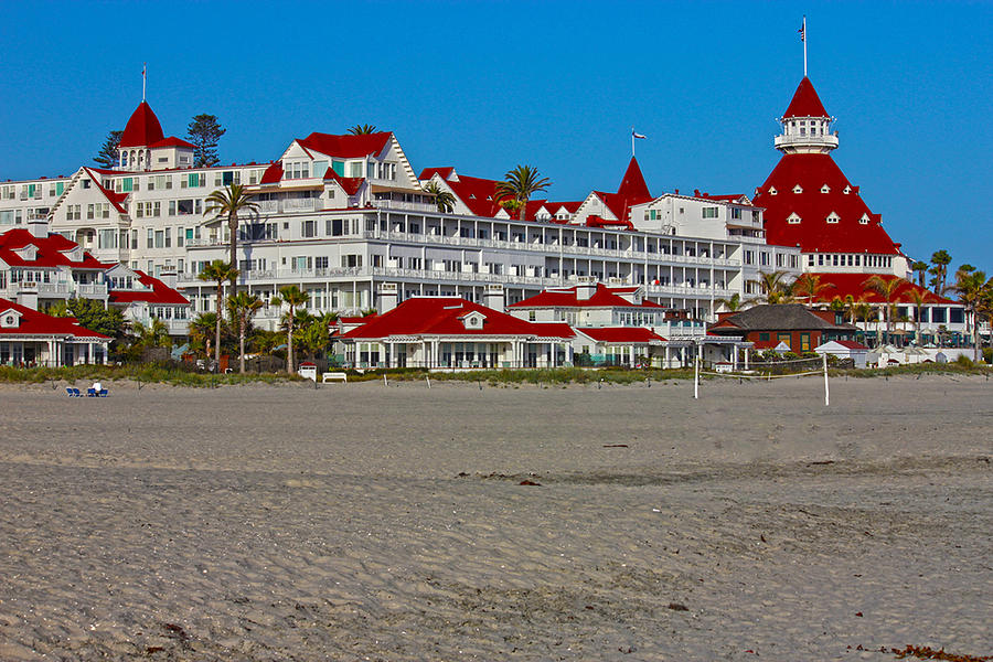 Hotel Del Coronado Photograph by Thomas Cummings - Fine Art America