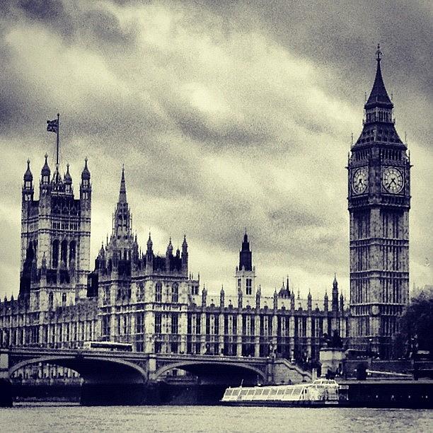 London Photograph - Houses Of Parliament & Big Ben : Clouds by Neil Andrews