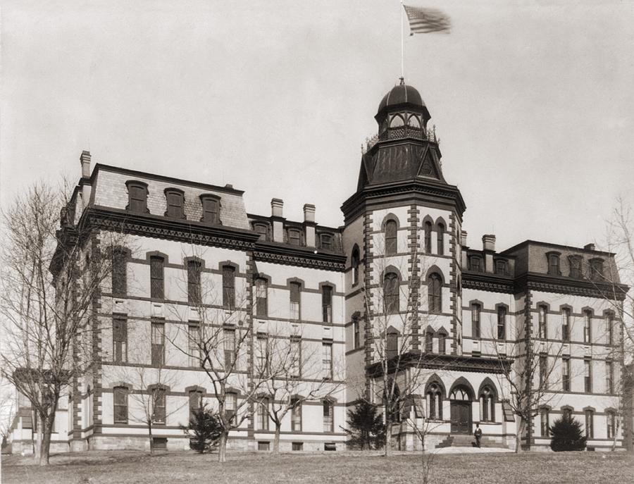 Howard University Was Founded In 1867 Photograph by Everett