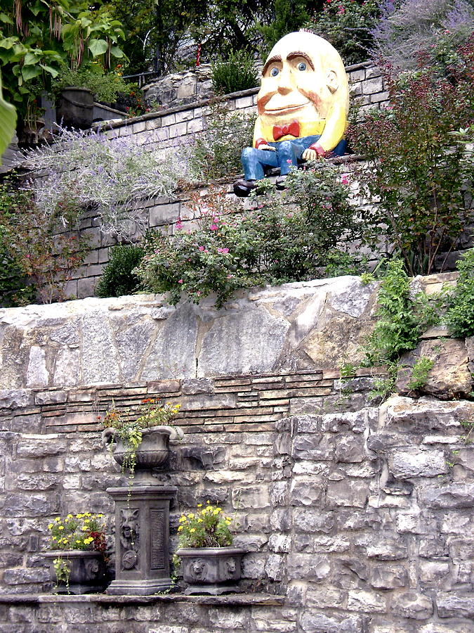 Humpty Dumpty Sat On A Wall Photograph by Gerry High