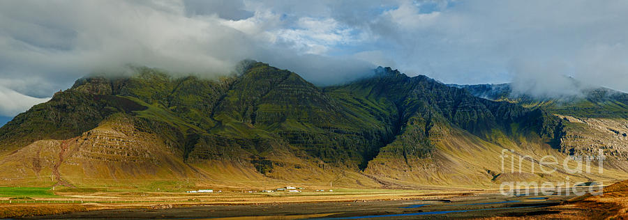 Iceland South Coast around Hestergerdi Photograph by Levin Rodriguez