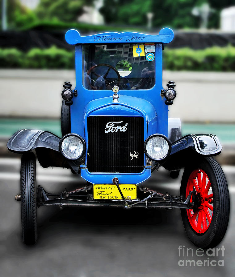 Car Photograph - Im Cute - 1922 Model T Ford by Kaye Menner