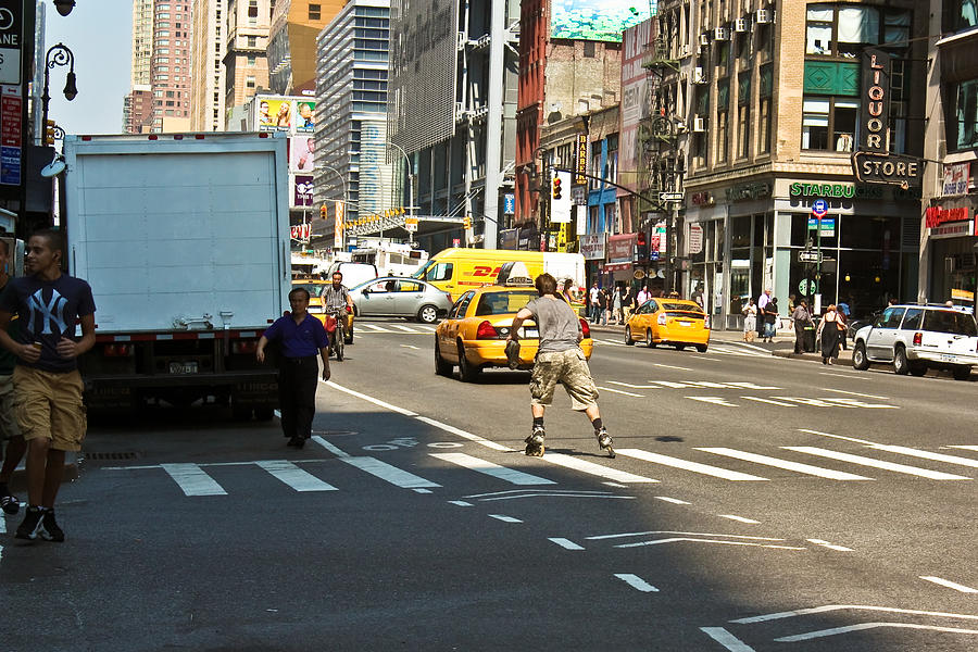 Manhattan Skater Photograph by Ann Murphy