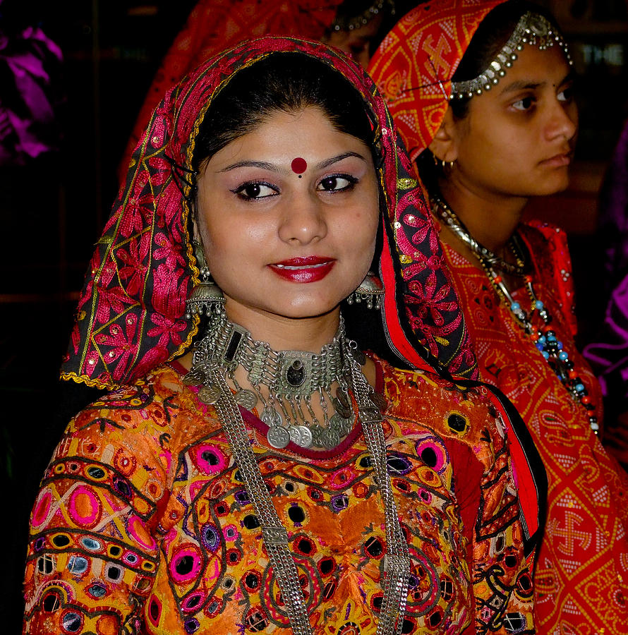 indian-dancers-photograph-by-chua-chinleng-pixels