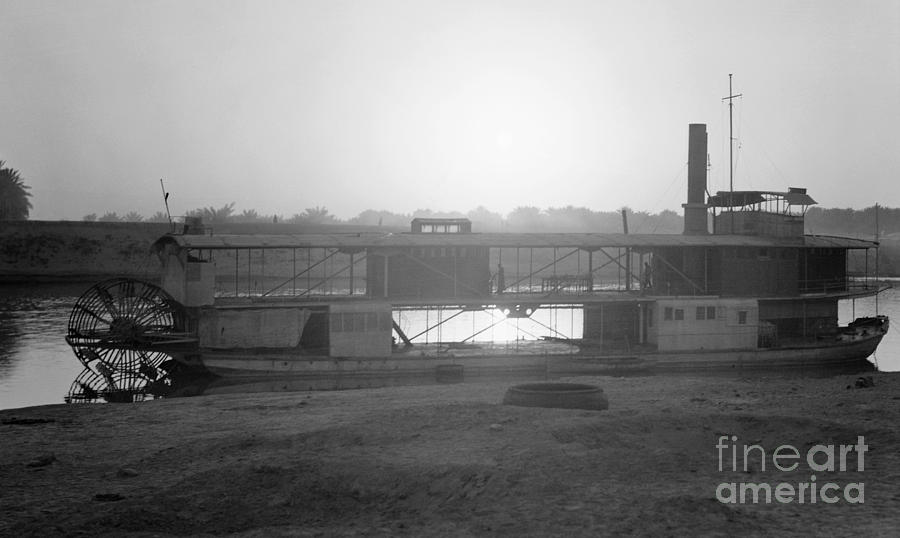 Iraq: Riverboat, 1932 Photograph by Granger