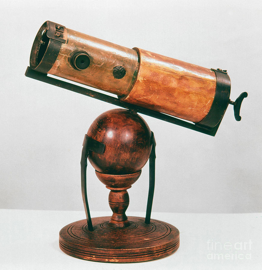 Isaac Newtons Telescope Photograph by Science Source