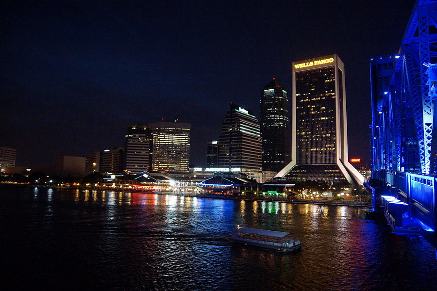 Jacksonville Riverfront Photograph by Alan Hutchins - Pixels