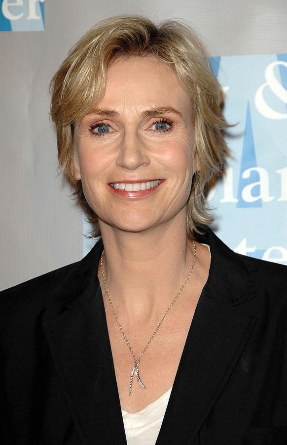 Jane Lynch At Arrivals For An Evening Photograph by Everett