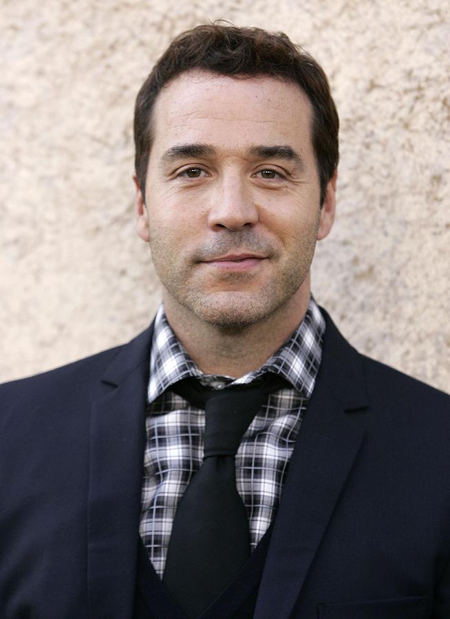 Jeremy Piven Photograph - Jeremy Piven At Arrivals For Entourage by Everett