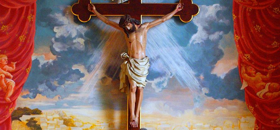 Jesus Christ Photograph - Jesus on Cross 11 by Tammy Bullard