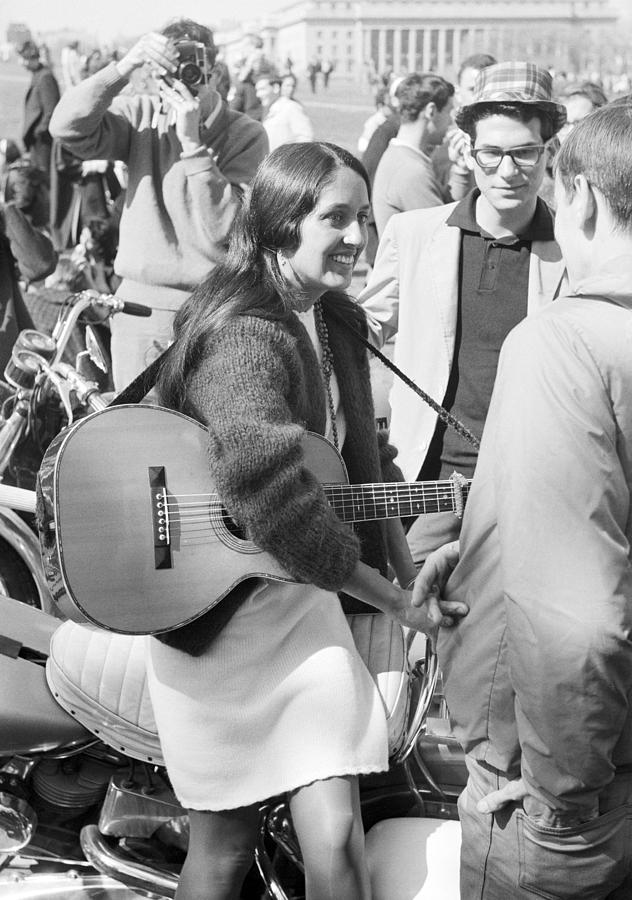 Music Photograph - Joan Baez March on Washington 1966 by Jan W Faul