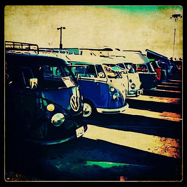 Buses Photograph - #jumpedthegunposting #vw #volkswagon by Exit Fifty-Seven
