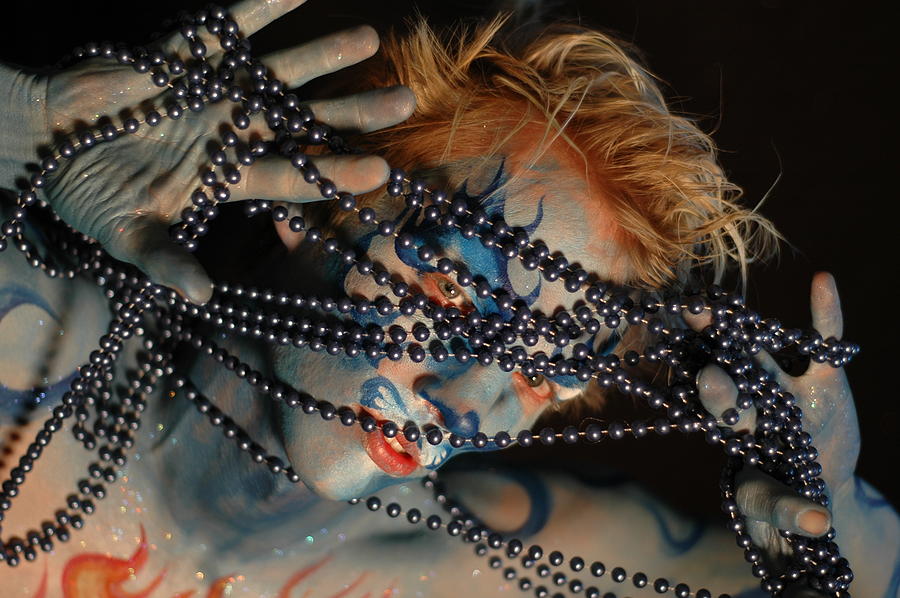 Nude Photograph - Justin Body Painting by RoByn Thompson