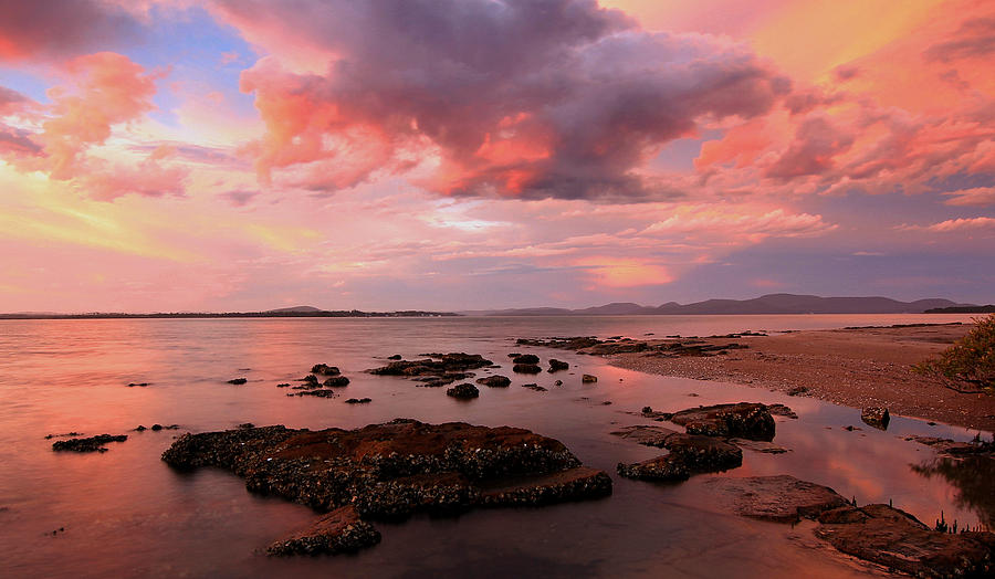 Karuha Sunset Photograph by Paul Svensen