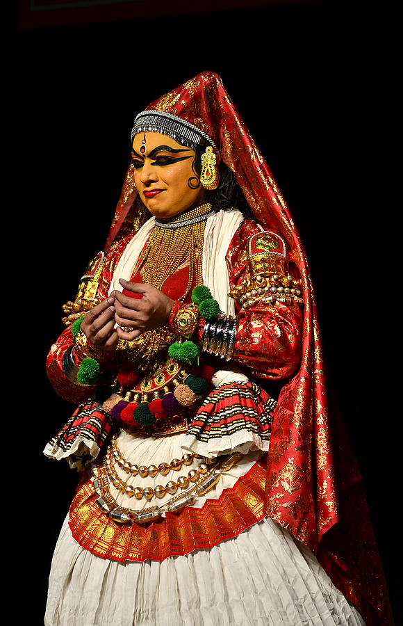 Kathakali -damayanti Photograph by Saira Ks - Fine Art America