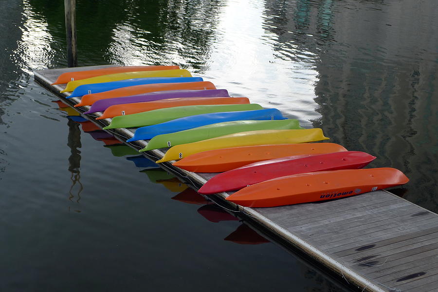 Kayaks at Penns Landing Photograph by Richard Reeve