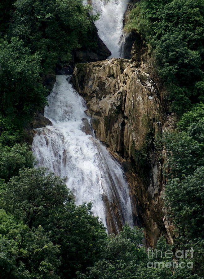 Kempty Falls 13 Photograph by Padamvir Singh