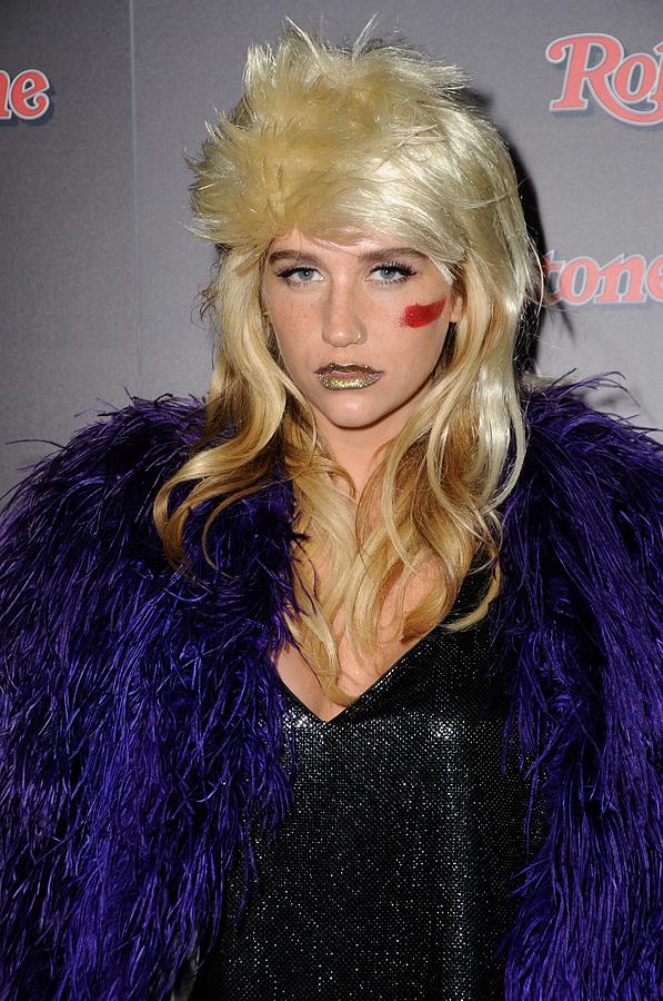 Kesha Photograph - Kesha At The After-party For Rolling by Everett
