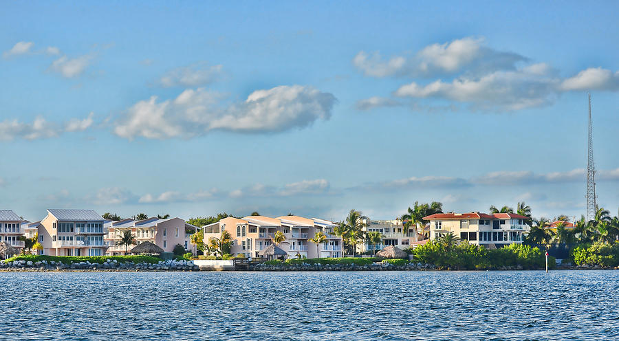 Sports Photograph - Key Largo Houses by Chris Thaxter