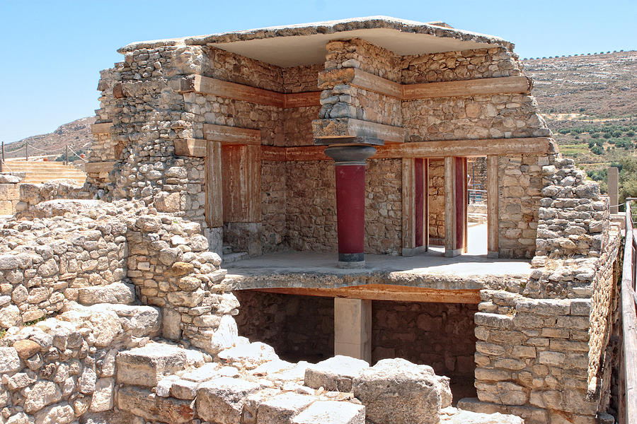 Knossos reconstruction Photograph by Paul Cowan