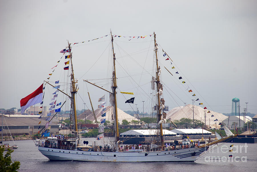 KRI Dewaruci passing by Fort McHenry Photograph by Mark Dodd