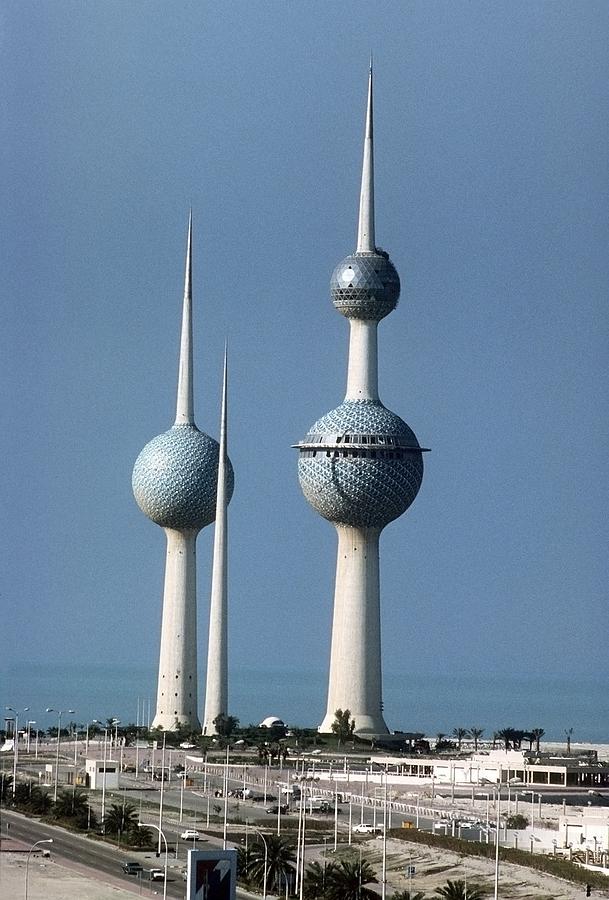 Kuwait Citys Water Towers Photograph by Everett